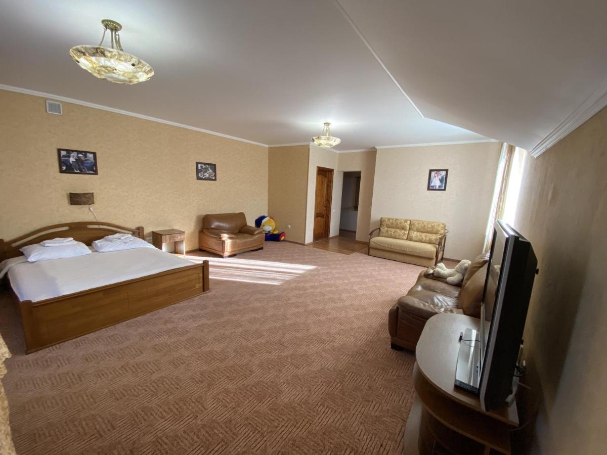 Edelweiss Hotel Polyana  Luaran gambar