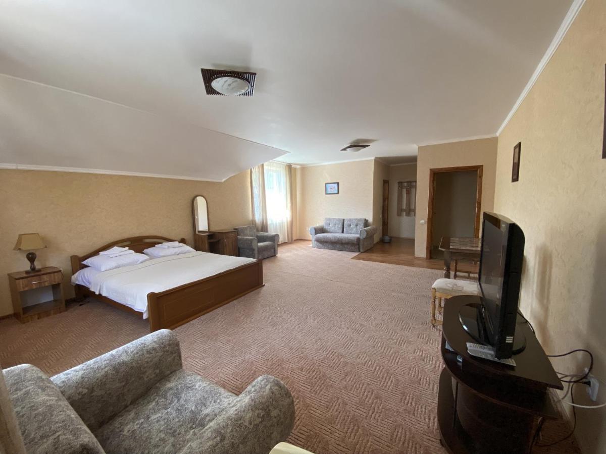 Edelweiss Hotel Polyana  Luaran gambar