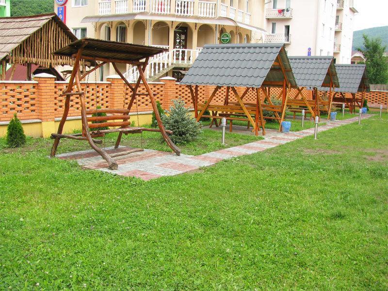 Edelweiss Hotel Polyana  Luaran gambar